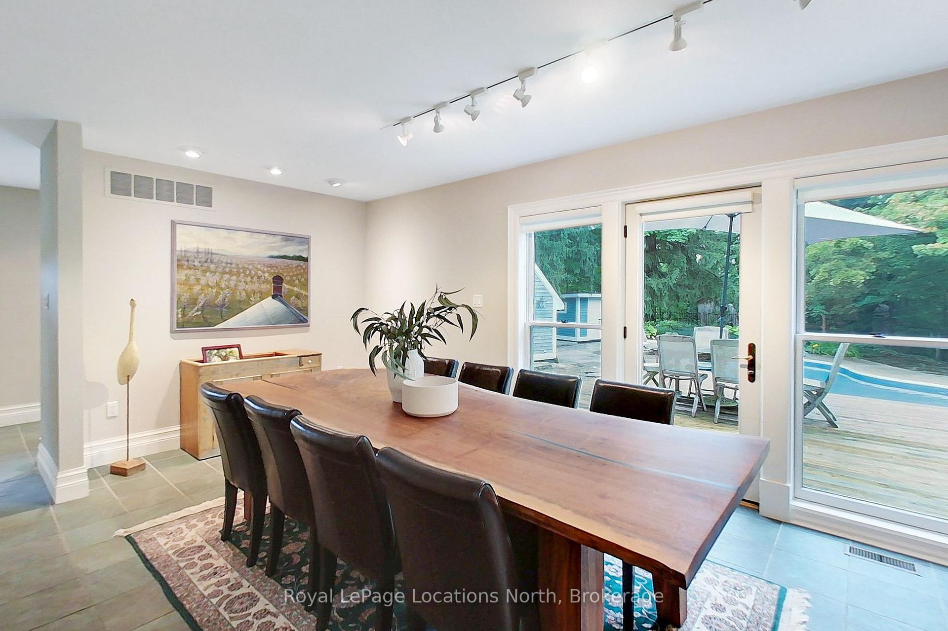 Photo 7 of 40 Alice Street E, Blue Mountains — HOMEH