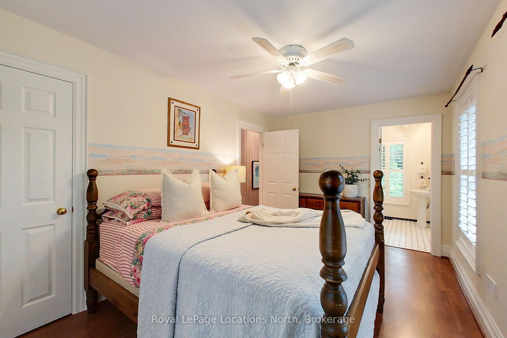 Photo 16 of 40 Alice Street E, Blue Mountains — HOMEH