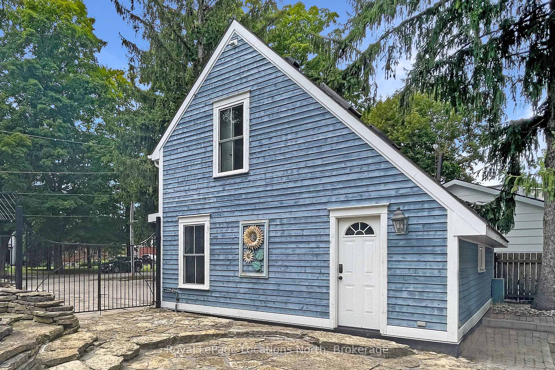 Photo 32 of 40 Alice Street E, Blue Mountains — HOMEH
