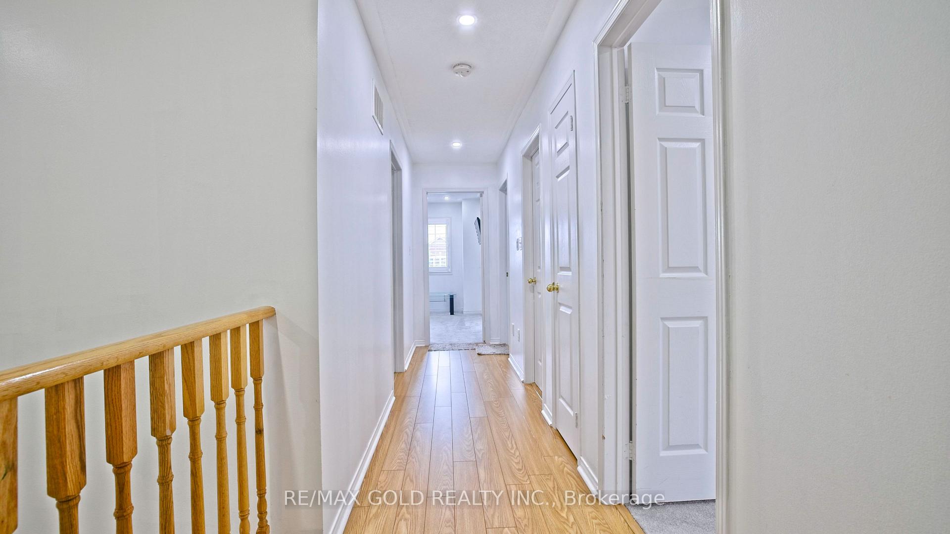 Photo 19 of 29 Abbotsbury Drive, Brampton, Credit Valley — HOMEH