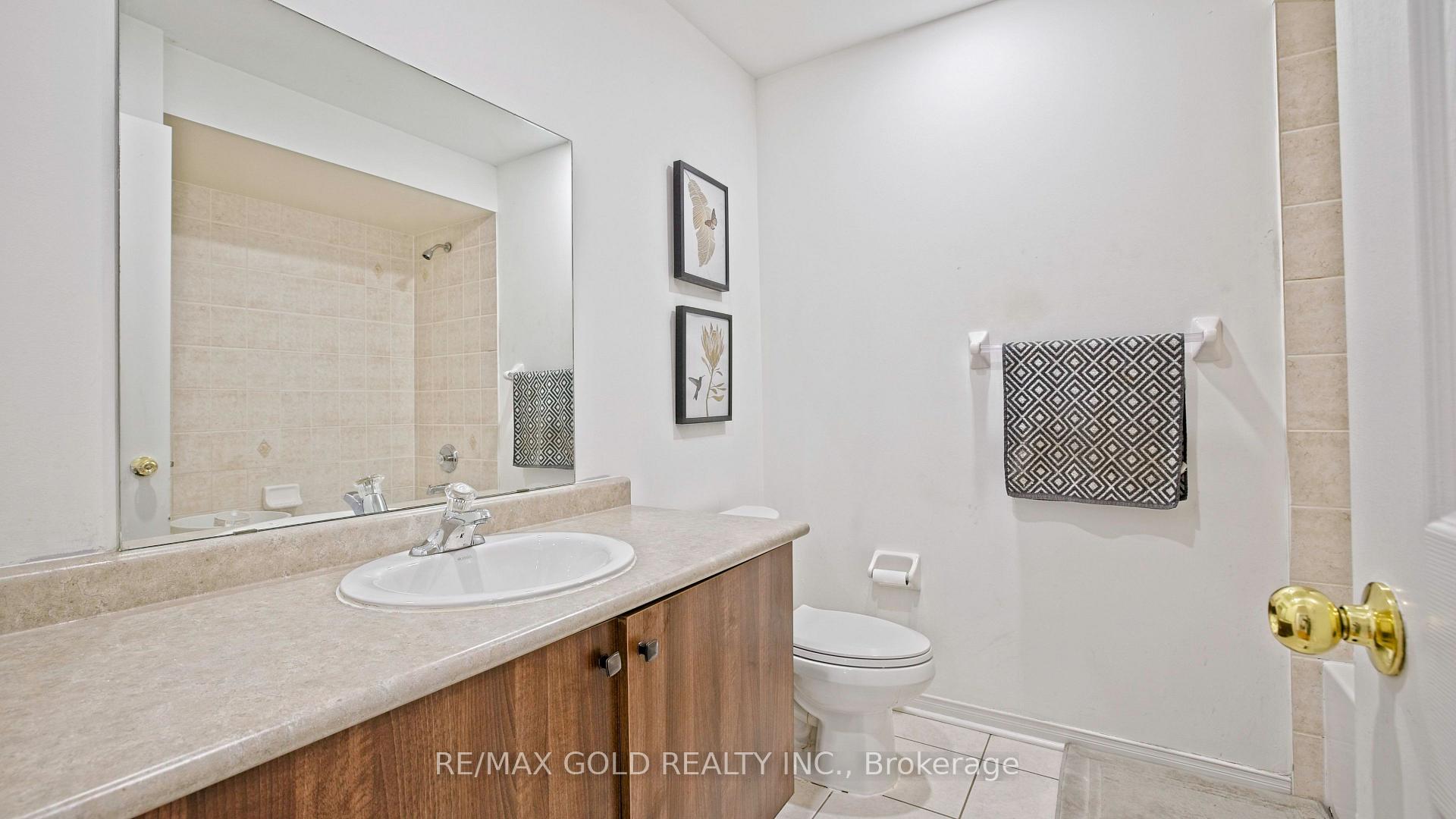 Photo 29 of 29 Abbotsbury Drive, Brampton, Credit Valley — HOMEH