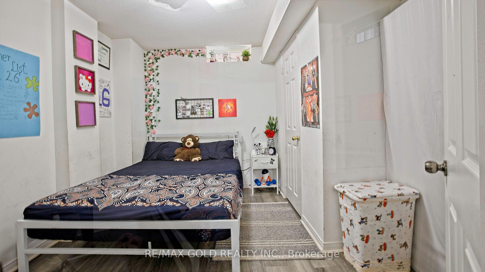 Photo 35 of 29 Abbotsbury Drive, Brampton, Credit Valley — HOMEH