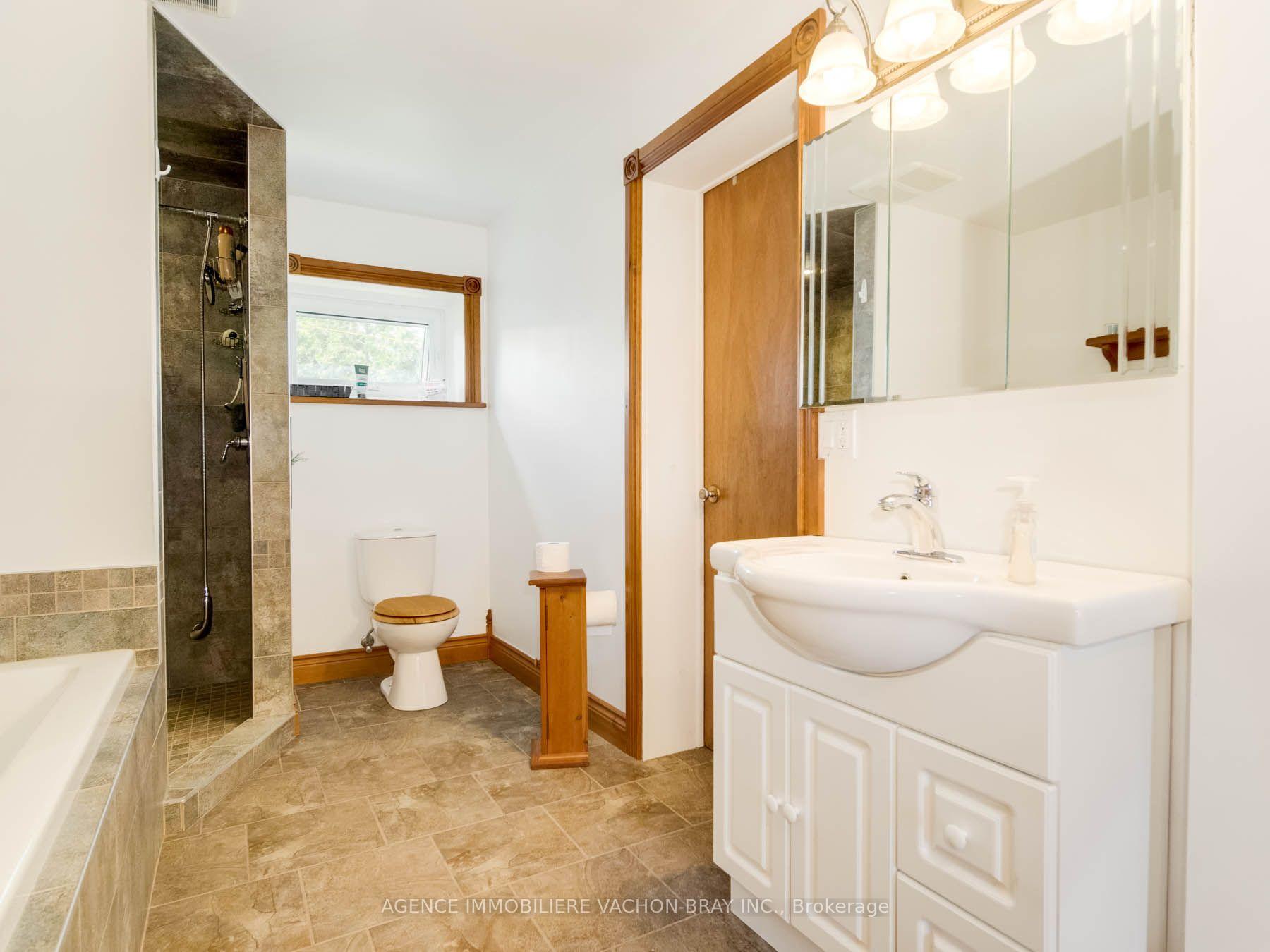 Photo 15 of 1290 Tannery Road, North Glengarry, North Glengarry (Lochiel) Twp — HOMEH