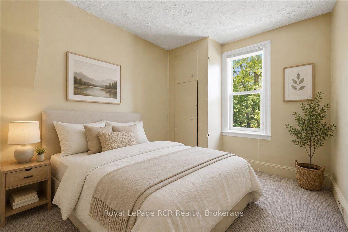 Photo 17 of 565 7th A Street E, Owen Sound — HOMEH