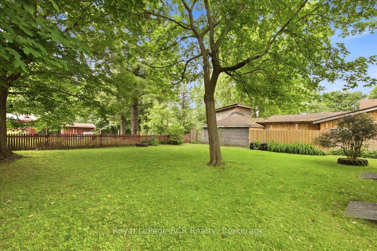 Photo 26 of 565 7th A Street E, Owen Sound — HOMEH