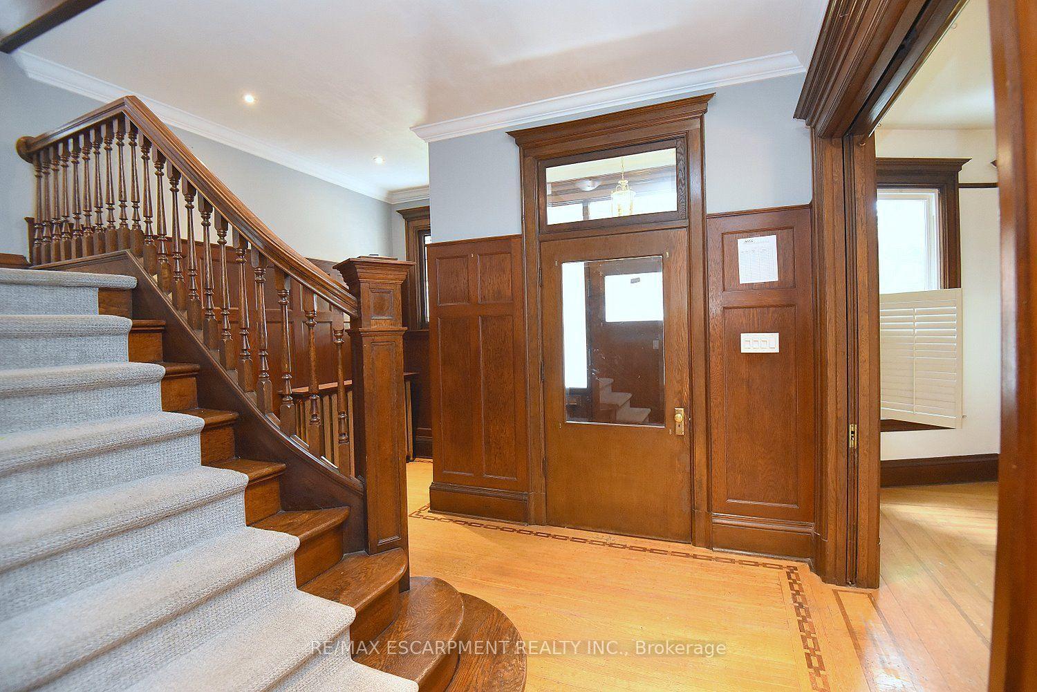 Photo 6 of 34 Holton Avenue S, Hamilton, Gibson — HOMEH