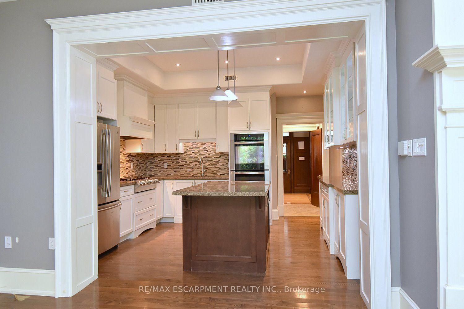 Photo 12 of 34 Holton Avenue S, Hamilton, Gibson — HOMEH
