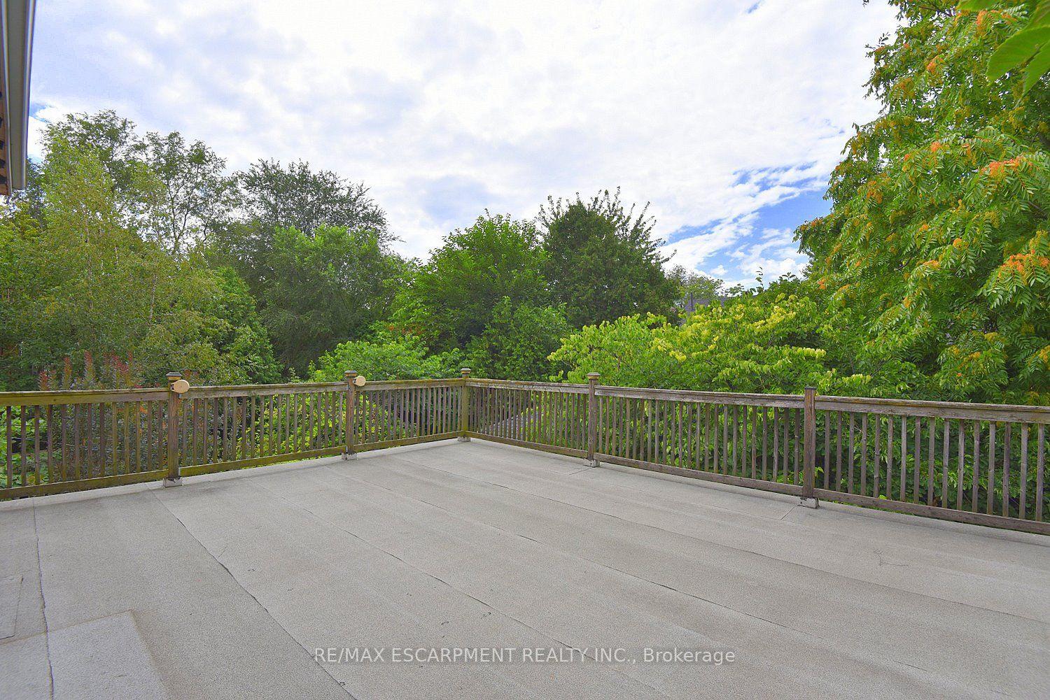 Photo 27 of 34 Holton Avenue S, Hamilton, Gibson — HOMEH