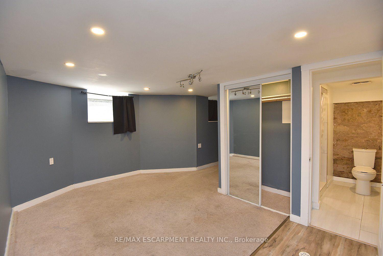 Photo 36 of 34 Holton Avenue S, Hamilton, Gibson — HOMEH