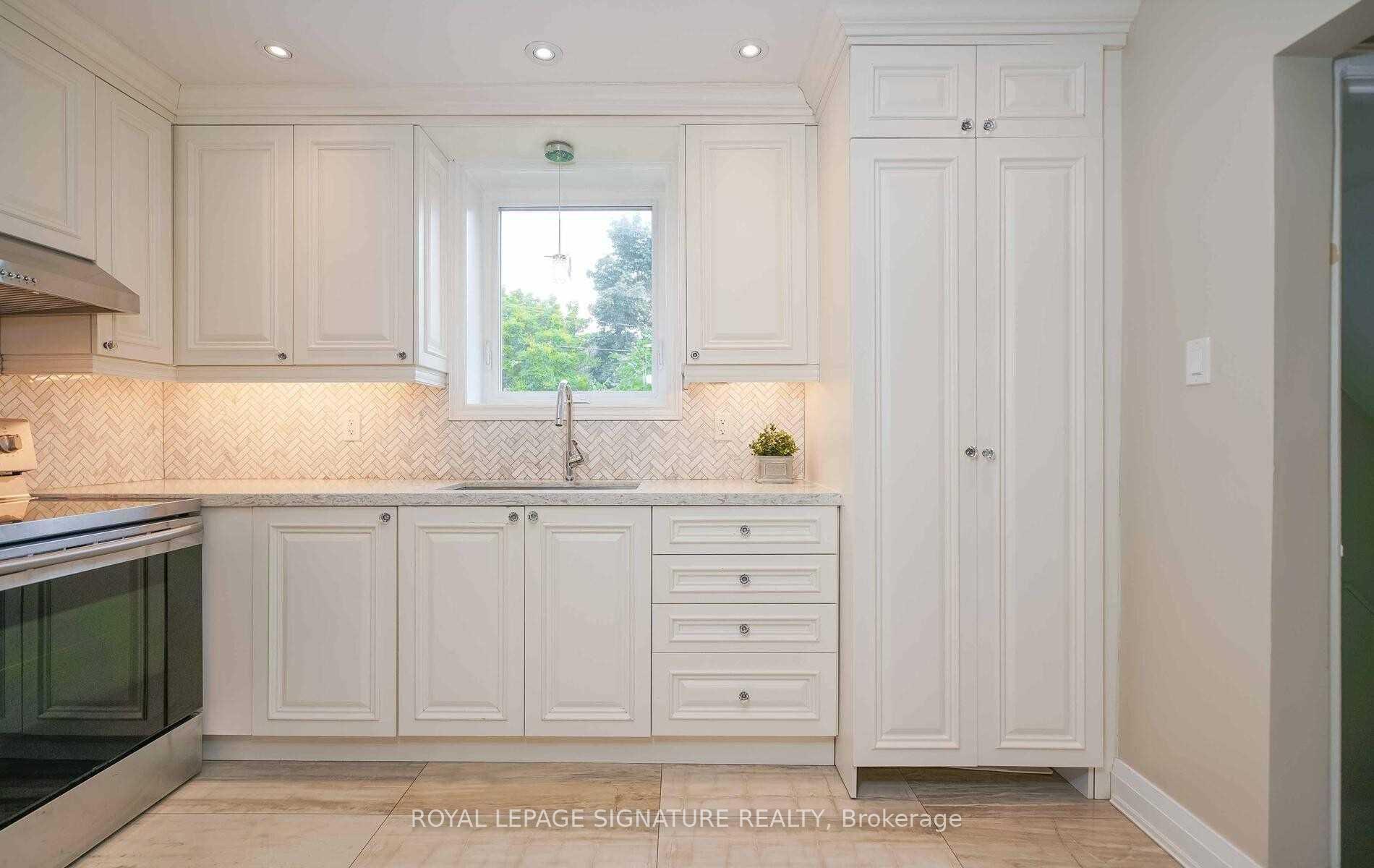 Photo 9 of 1076 Greenwood Avenue, Toronto, Danforth Village-East York — HOMEH