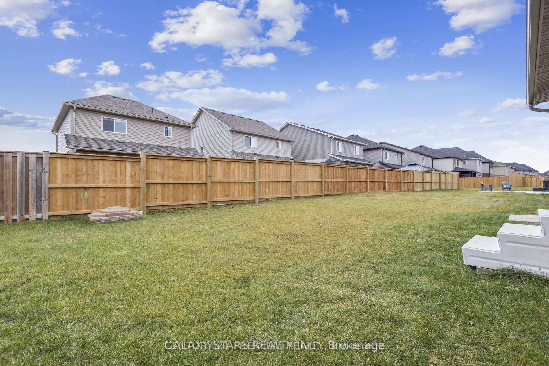 Photo 45 of 33 Robertson Drive, Stratford — HOMEH