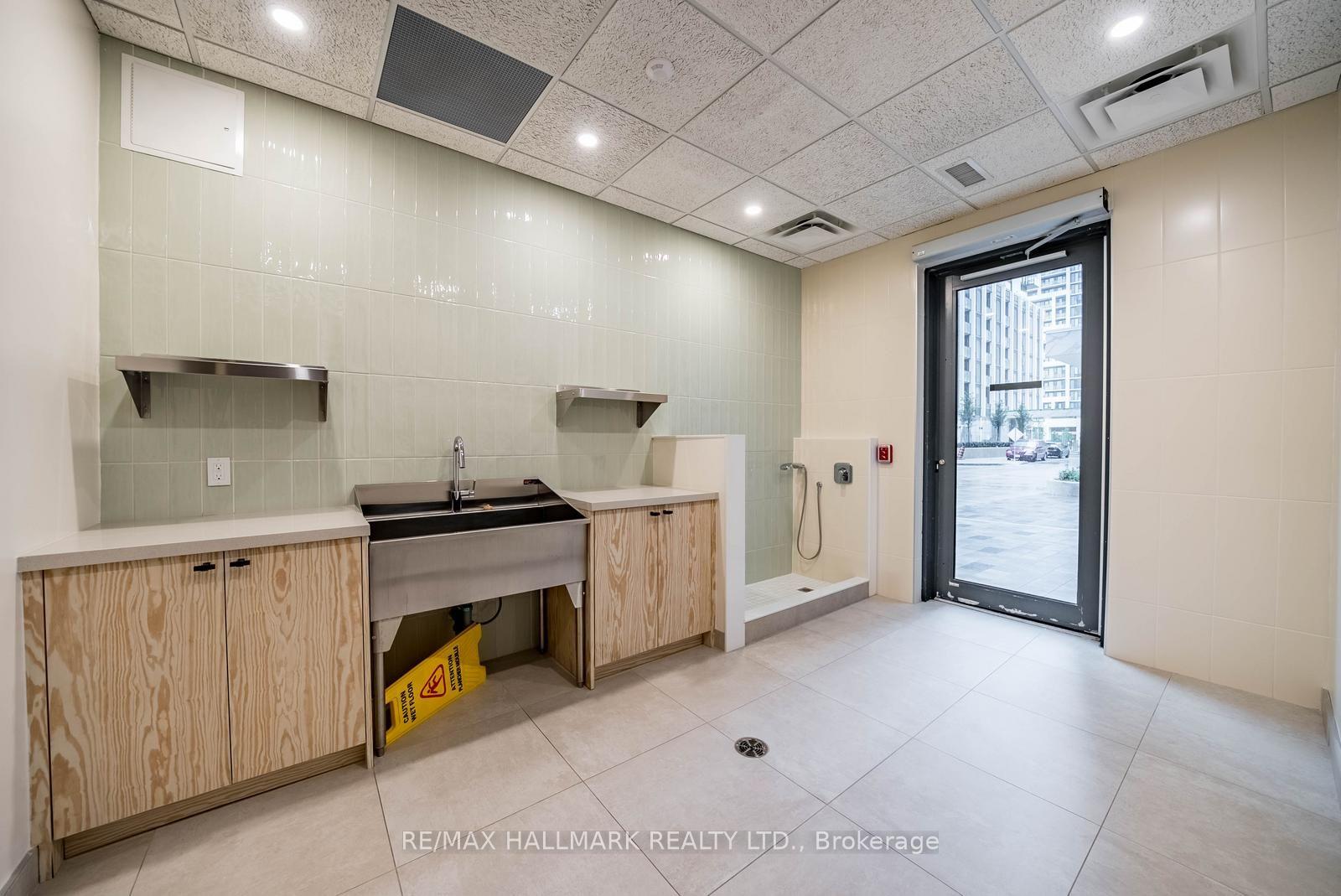 Photo 26 of Unit 1706, 8960 Jane Street, Vaughan, Vellore Village — HOMEH