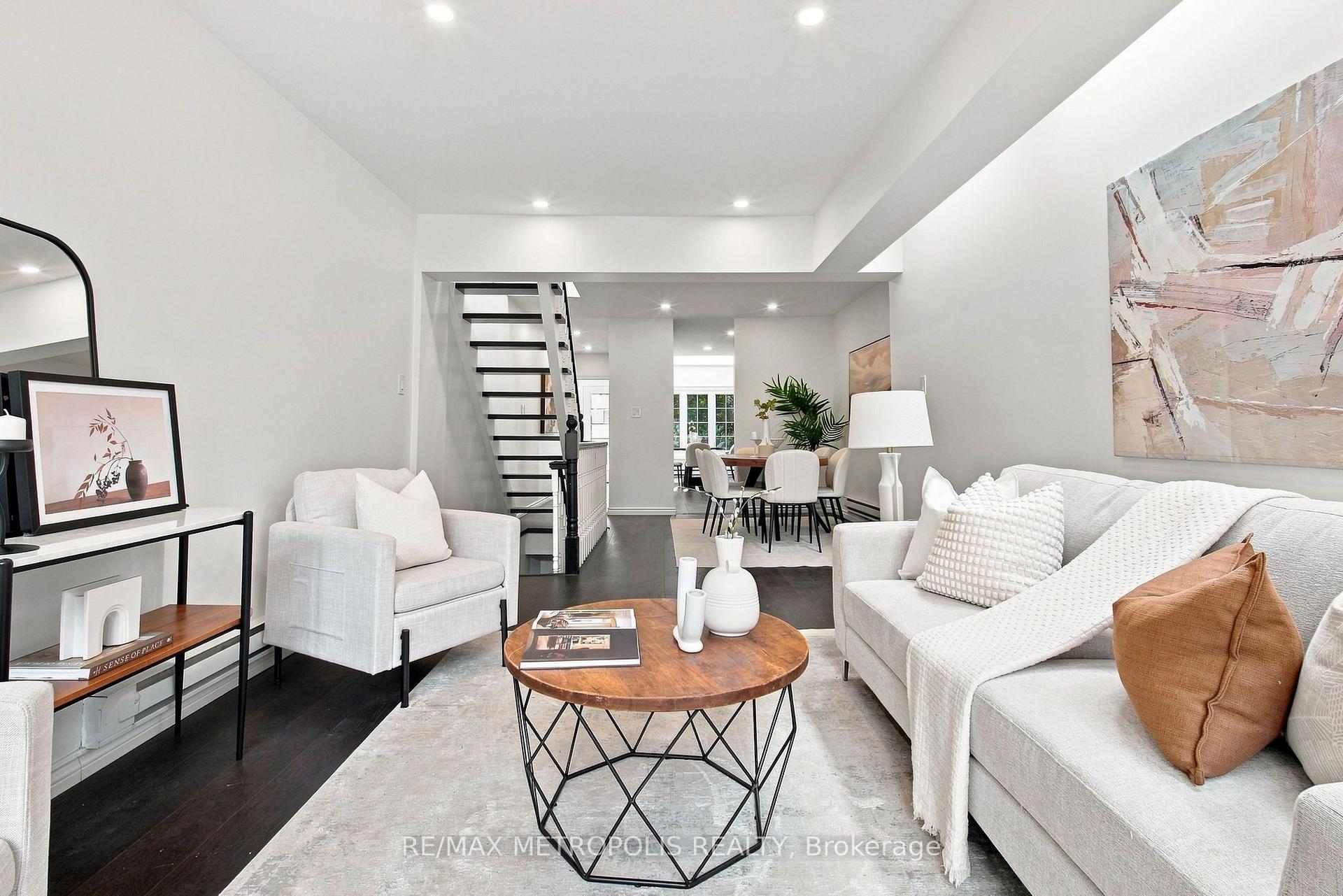 Photo 20 of 24 Marion Street, Toronto, Roncesvalles — HOMEH