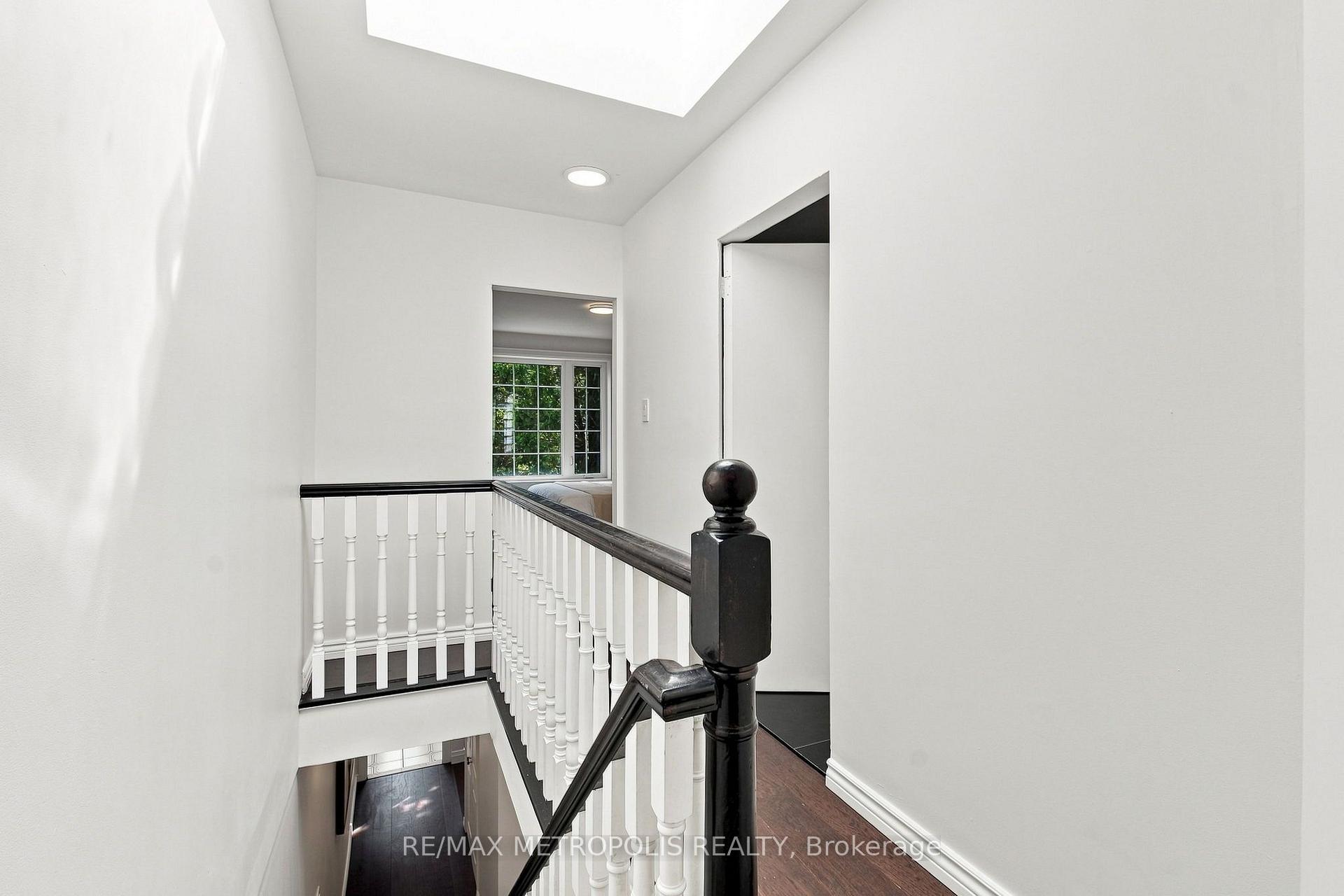 Photo 22 of 24 Marion Street, Toronto, Roncesvalles — HOMEH