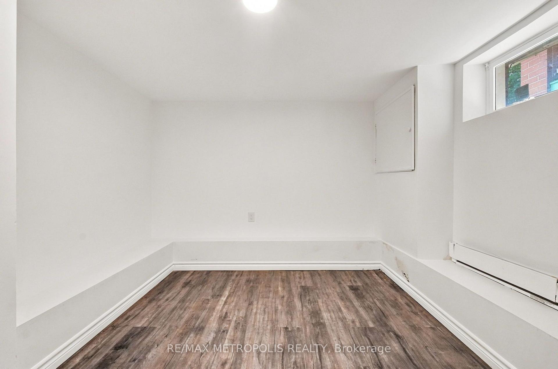 Photo 31 of 24 Marion Street, Toronto, Roncesvalles — HOMEH