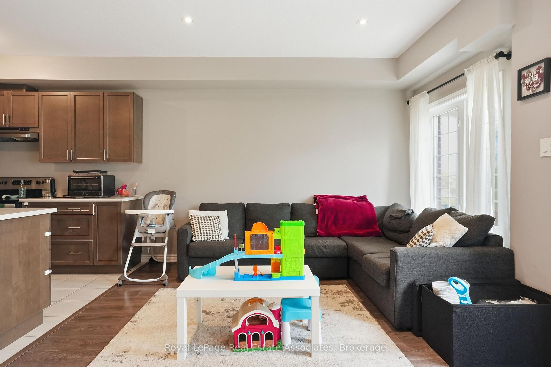 Photo 13 of Unit 50, 403 Westwood Drive, Kitchener, Westmount - Waterloo — HOMEH