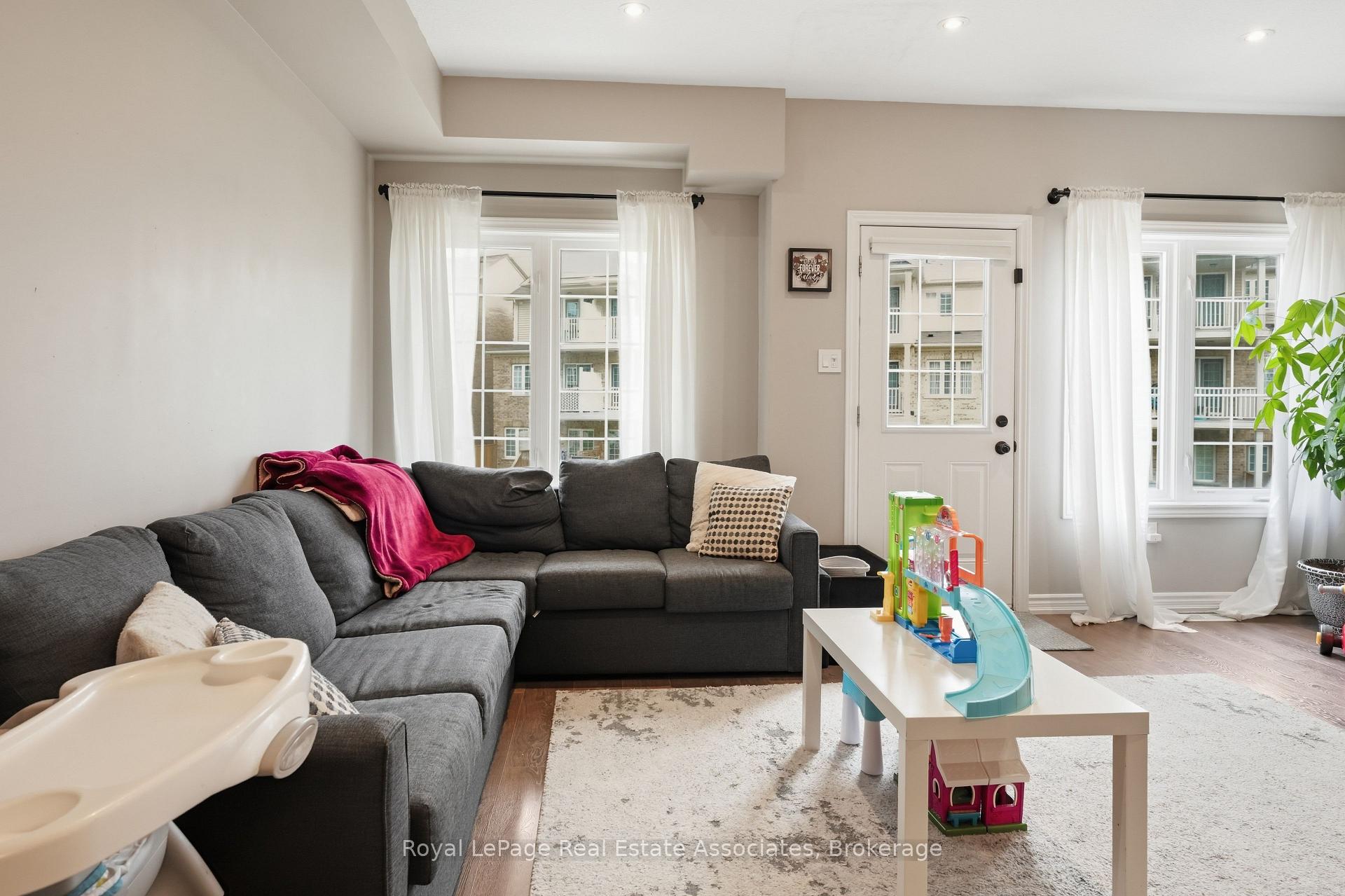 Photo 15 of Unit 50, 403 Westwood Drive, Kitchener, Westmount - Waterloo — HOMEH