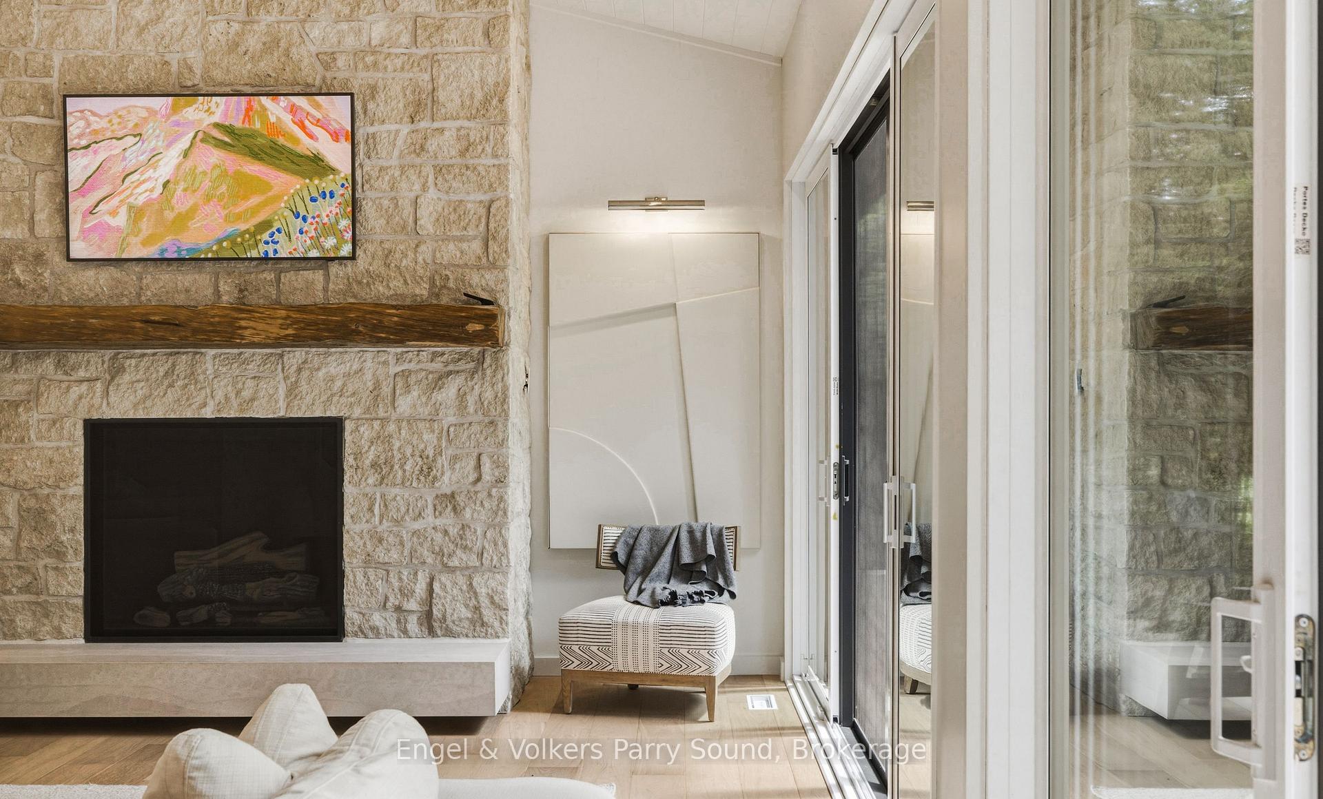 Photo 7 of 15 Beechwood Drive, Seguin — HOMEH
