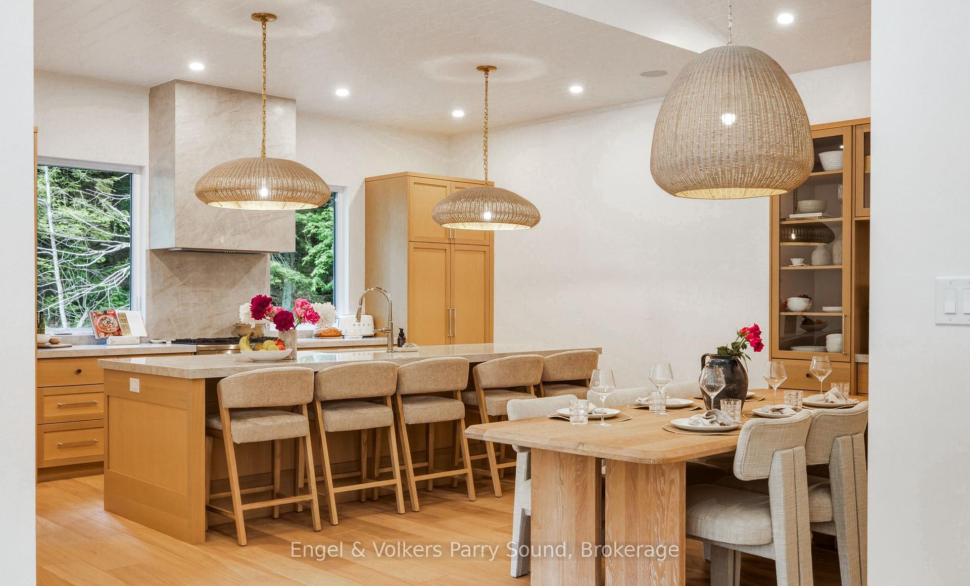 Photo 17 of 15 Beechwood Drive, Seguin — HOMEH