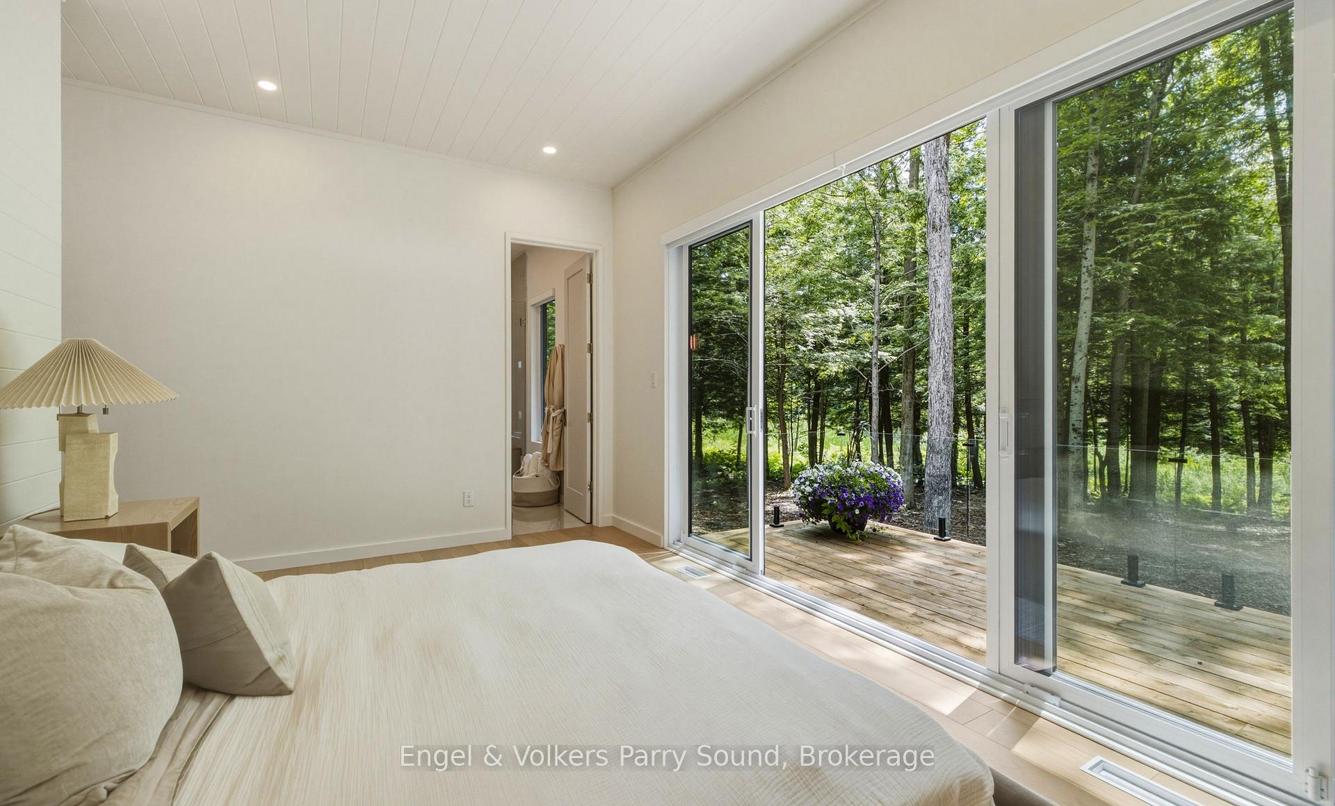 Photo 23 of 15 Beechwood Drive, Seguin — HOMEH