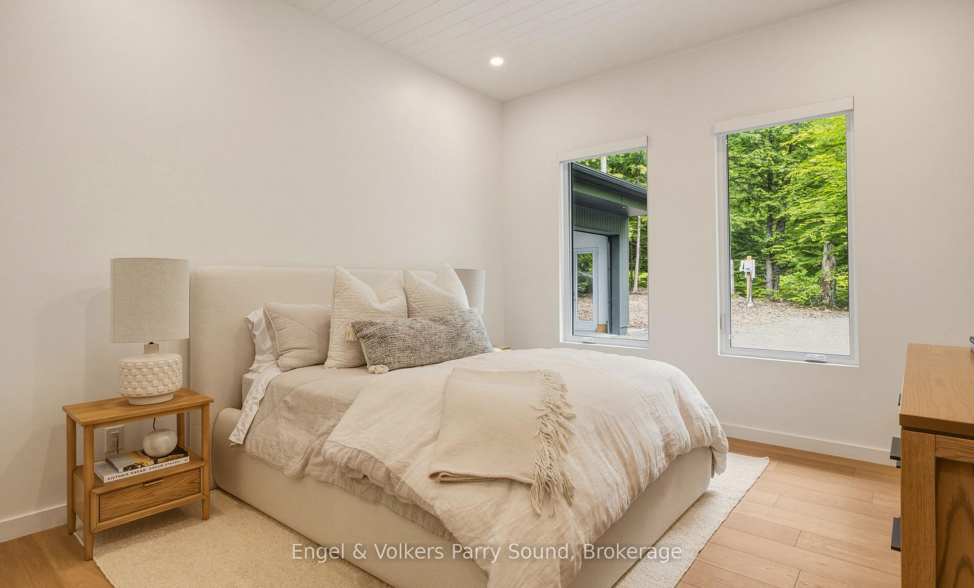 Photo 30 of 15 Beechwood Drive, Seguin — HOMEH
