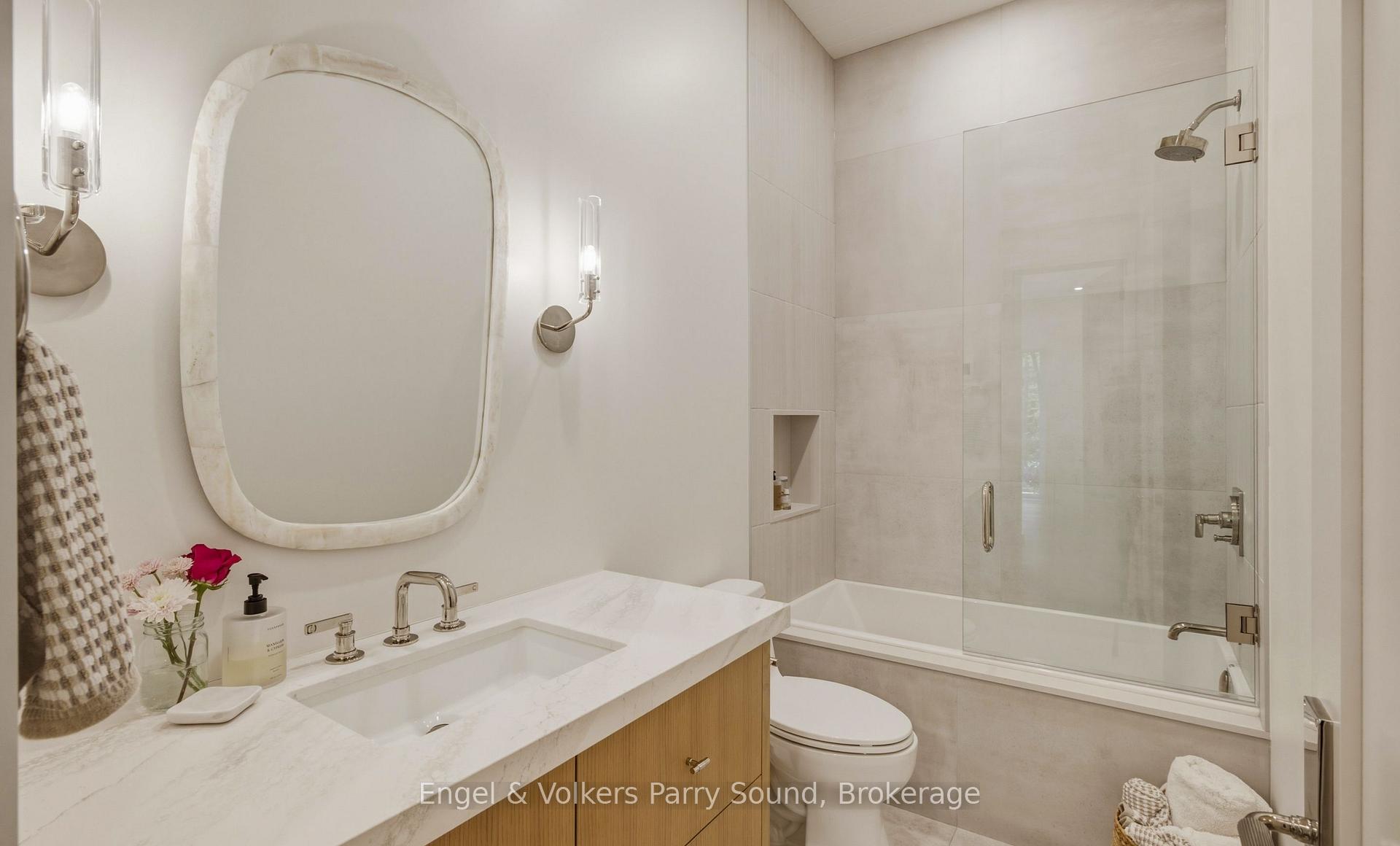 Photo 31 of 15 Beechwood Drive, Seguin — HOMEH