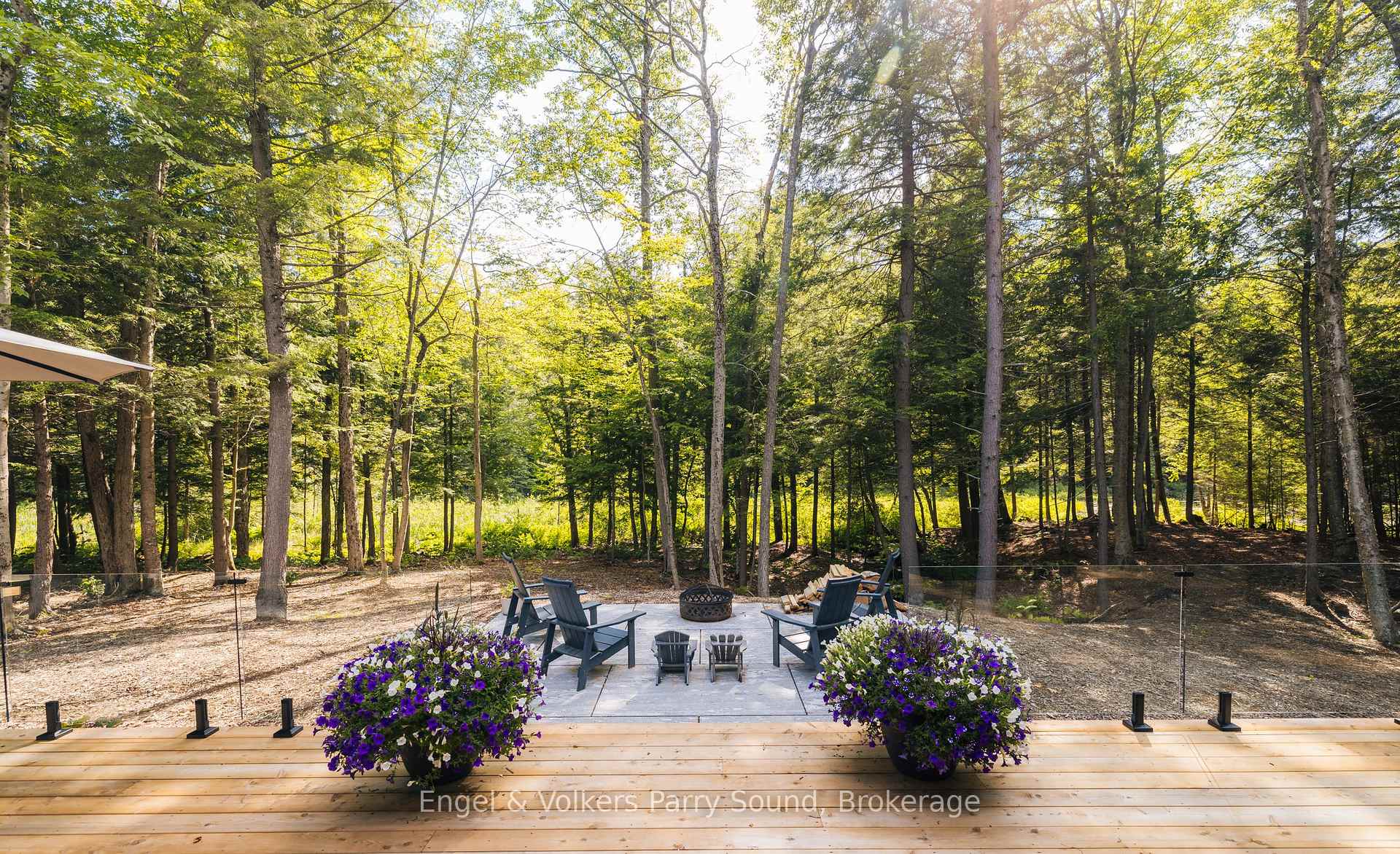 Photo 34 of 15 Beechwood Drive, Seguin — HOMEH