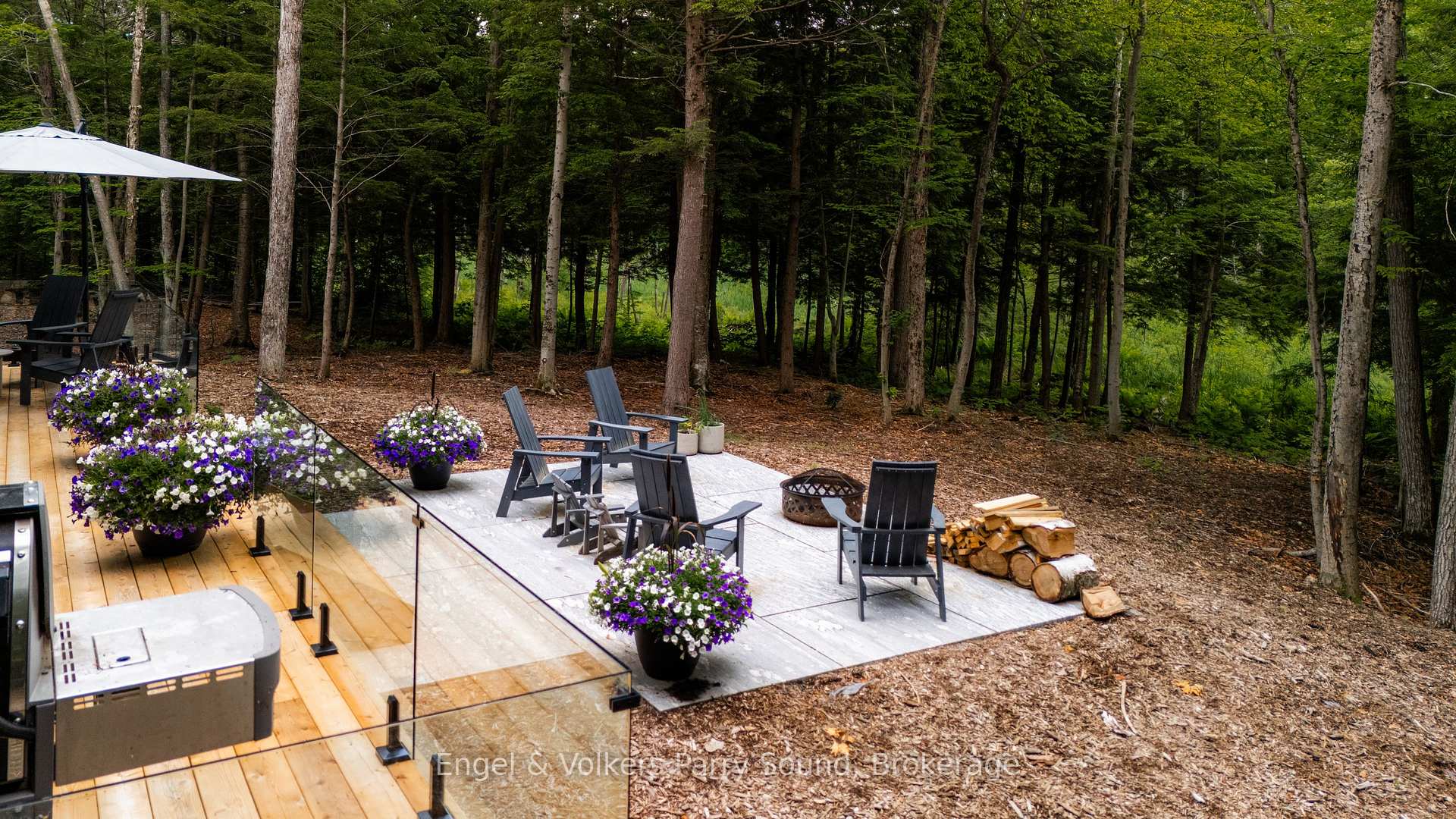Photo 36 of 15 Beechwood Drive, Seguin — HOMEH