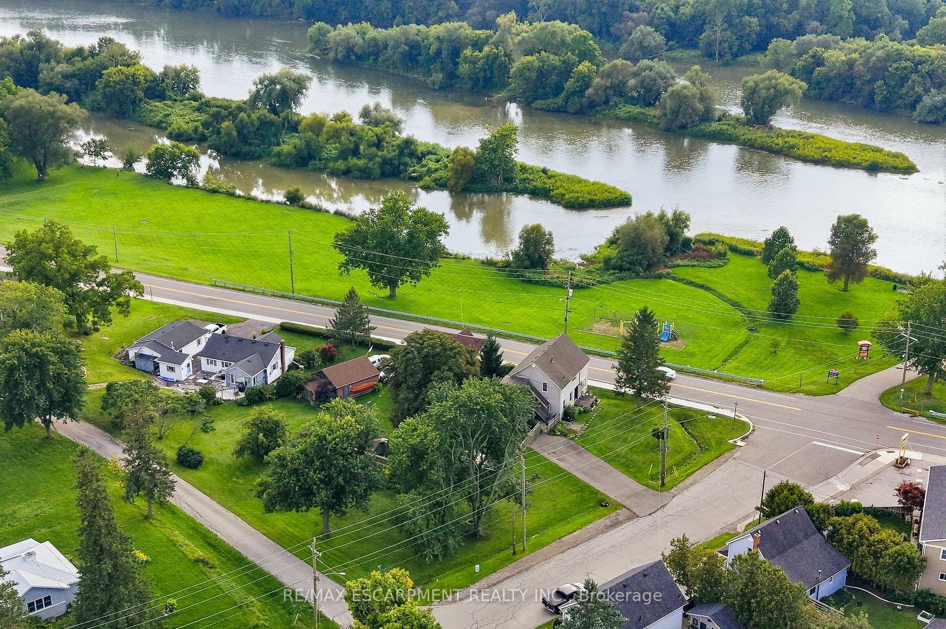 Photo 5 of 2 Mill Street E, Haldimand — HOMEH