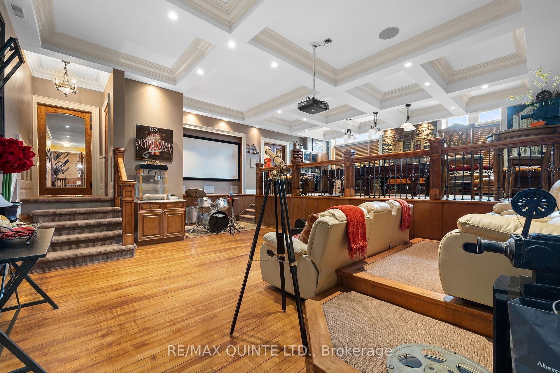 Photo 18 of 229 Main Street, Prince Edward County, Picton — HOMEH