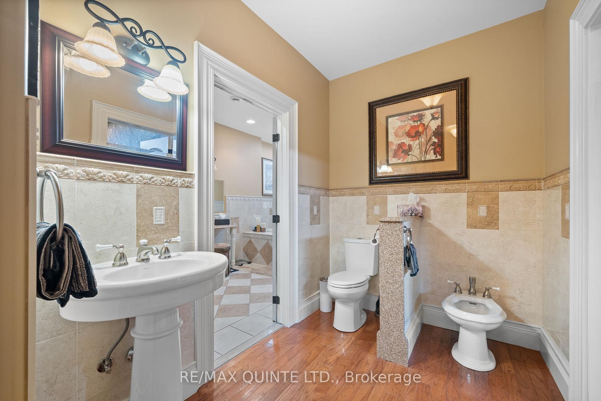 Photo 31 of 229 Main Street, Prince Edward County, Picton — HOMEH