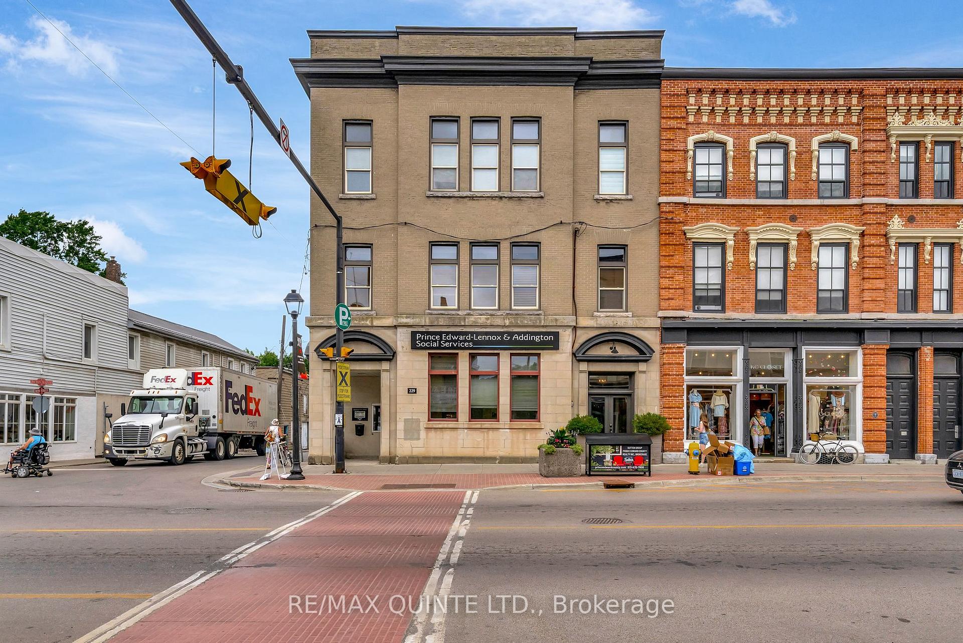 Photo 47 of 229 Main Street, Prince Edward County, Picton — HOMEH