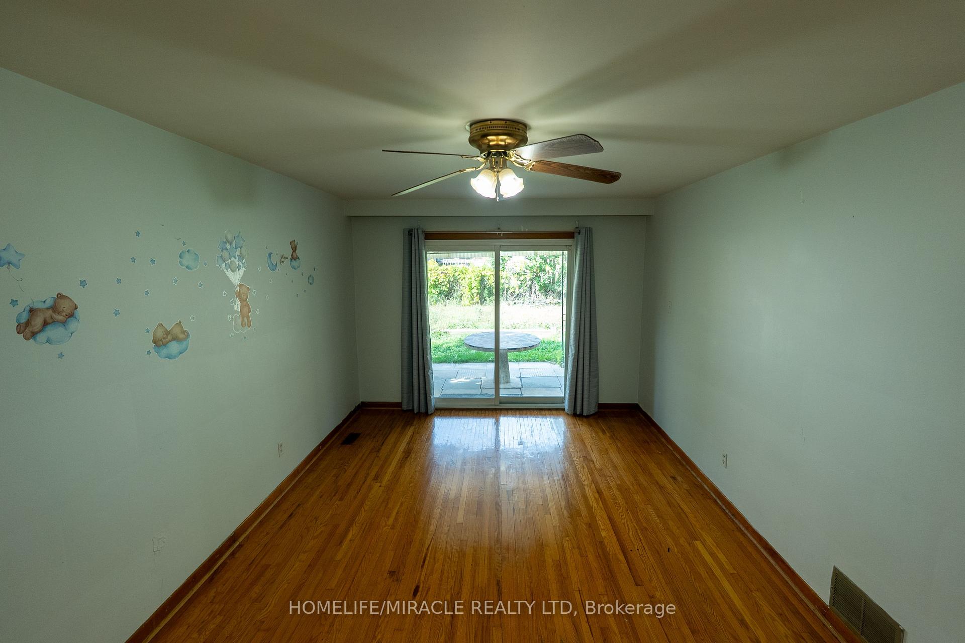 Photo 28 of 12 Brubeck Road, North York, Humbermede — HOMEH