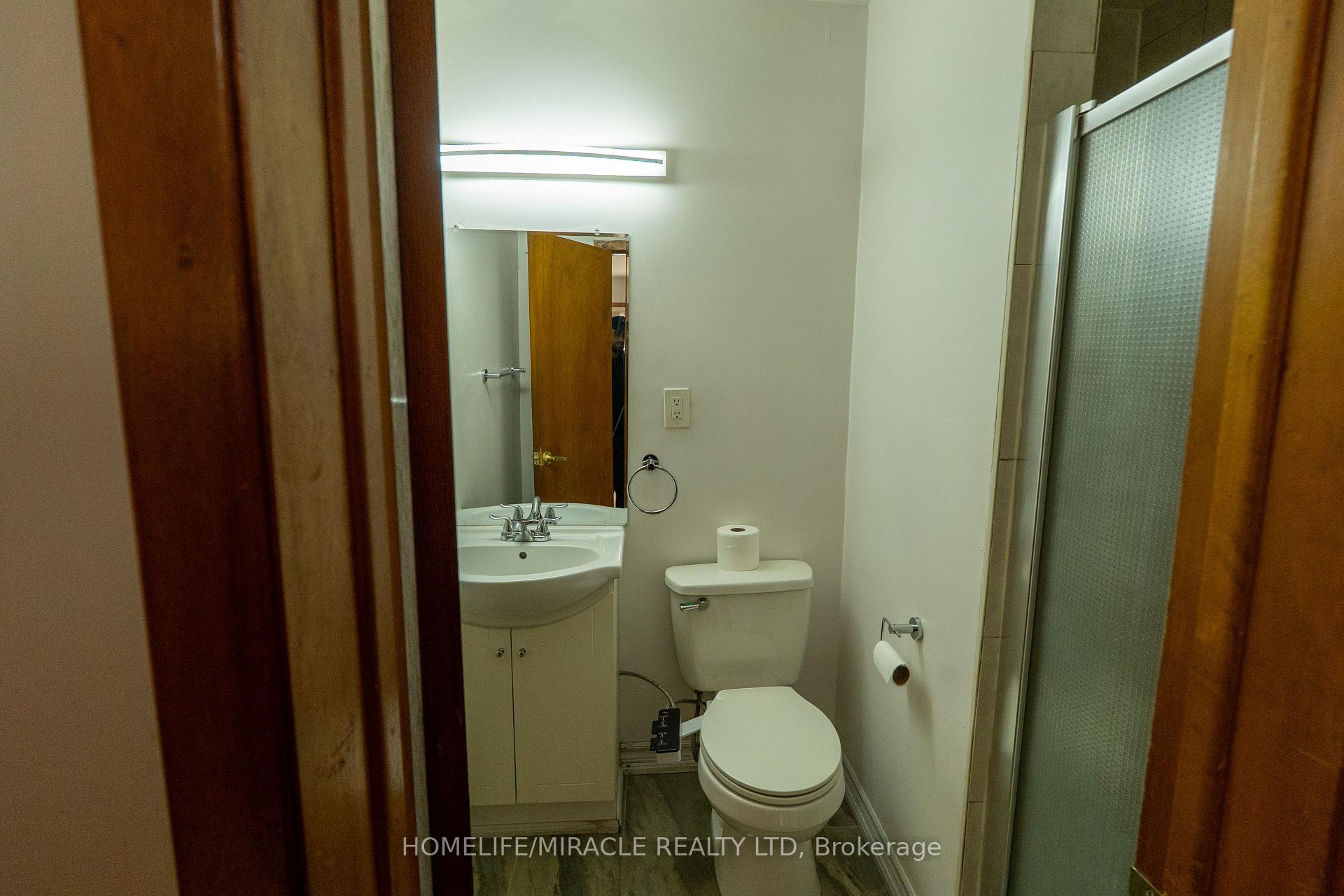 Photo 31 of 12 Brubeck Road, North York, Humbermede — HOMEH