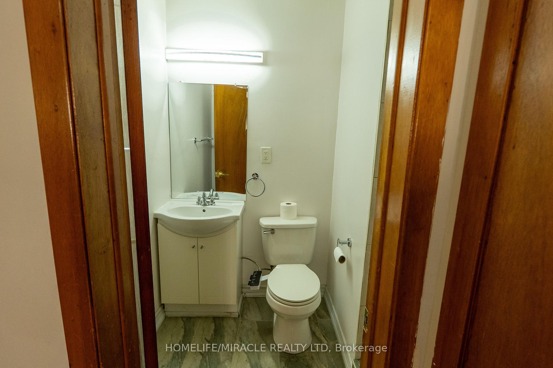 Photo 33 of 12 Brubeck Road, North York, Humbermede — HOMEH