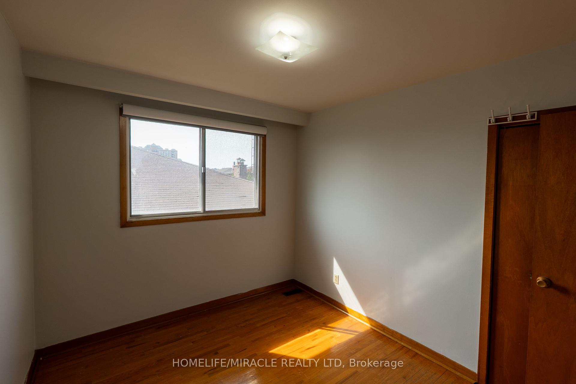 Photo 44 of 12 Brubeck Road, North York, Humbermede — HOMEH
