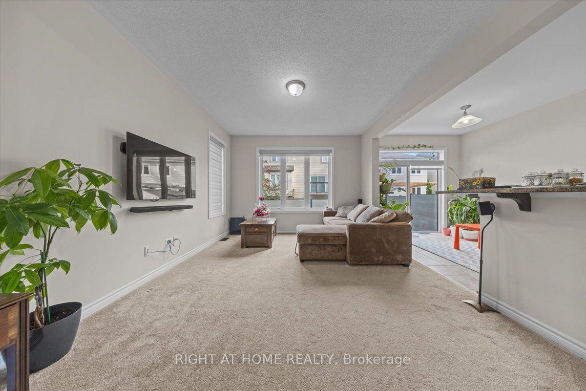 Photo 9 of 176 Harmattan Avenue, Ottawa, Stittsville (North) — HOMEH