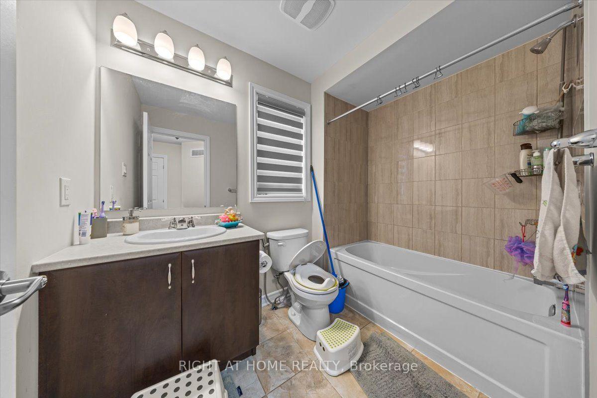 Photo 17 of 176 Harmattan Avenue, Ottawa, Stittsville (North) — HOMEH