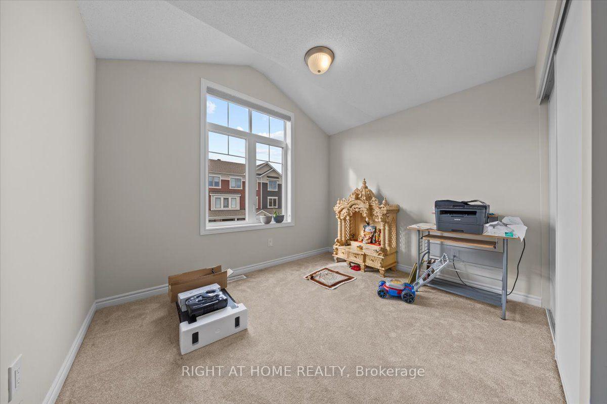 Photo 24 of 176 Harmattan Avenue, Ottawa, Stittsville (North) — HOMEH
