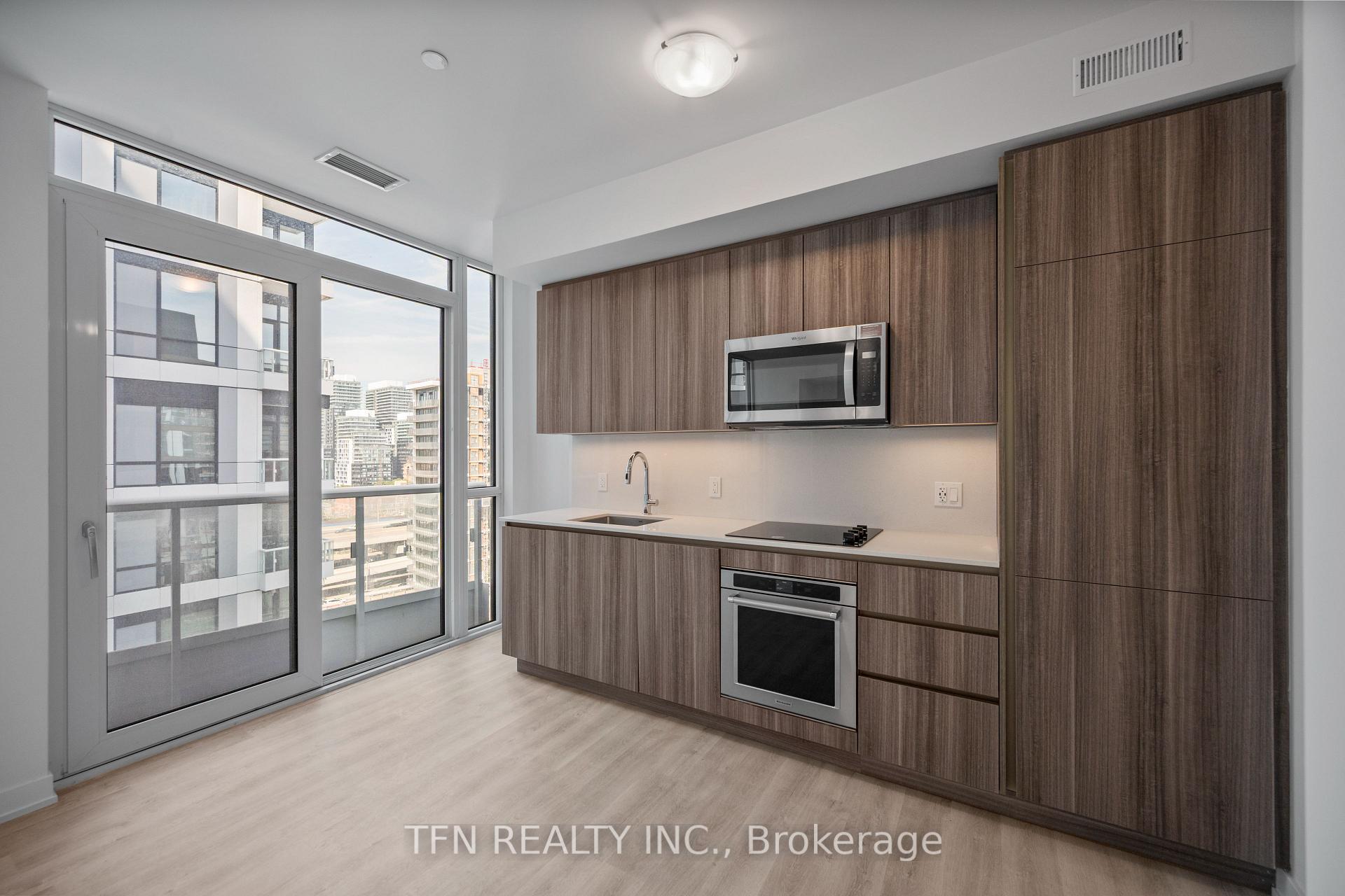 Photo 5 of Unit 1114, 15 Richardson Street, Toronto, Waterfront Communities — HOMEH