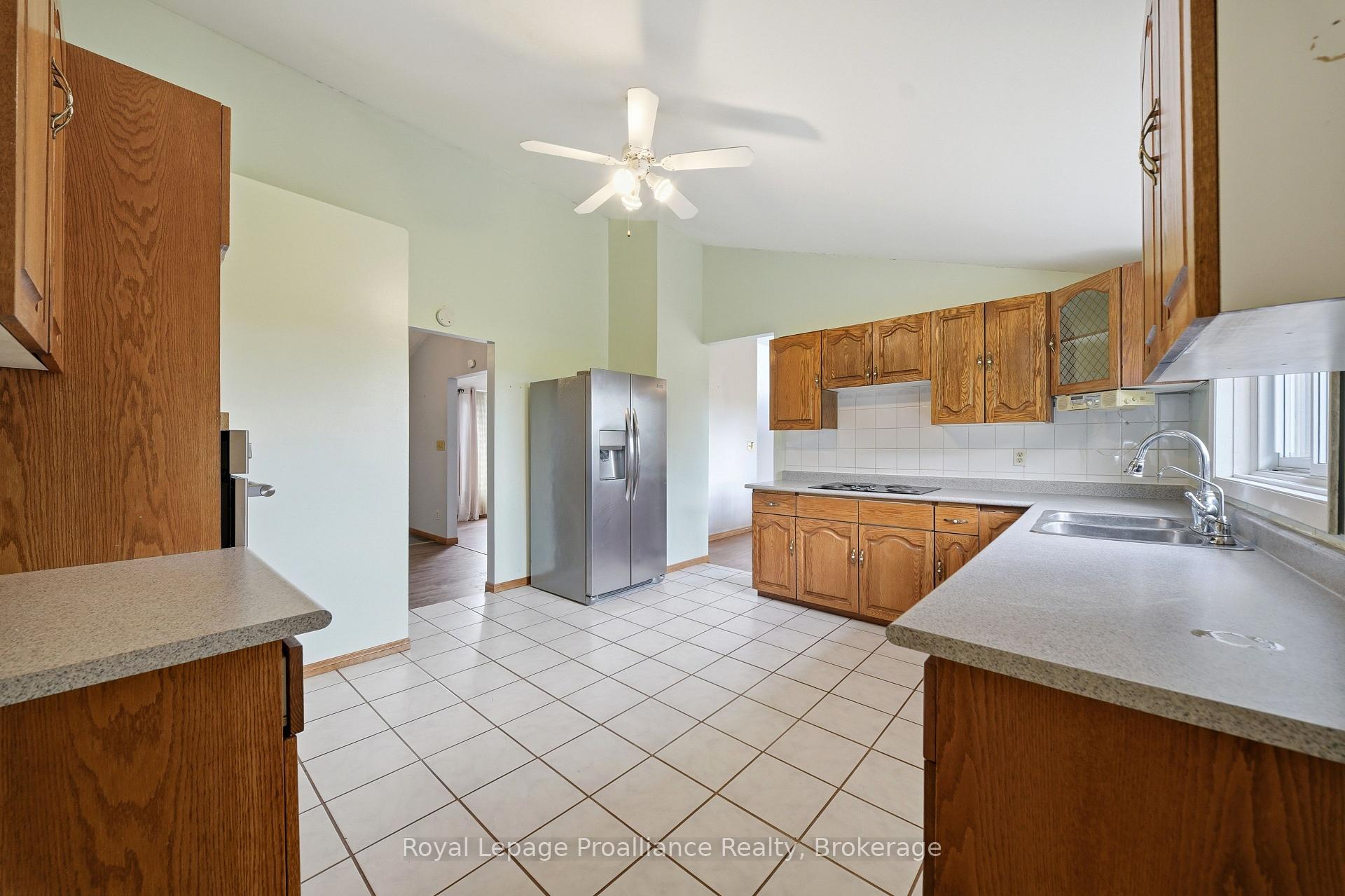 Photo 12 of 555 Bethel Road, Belleville, Thurlow Ward — HOMEH