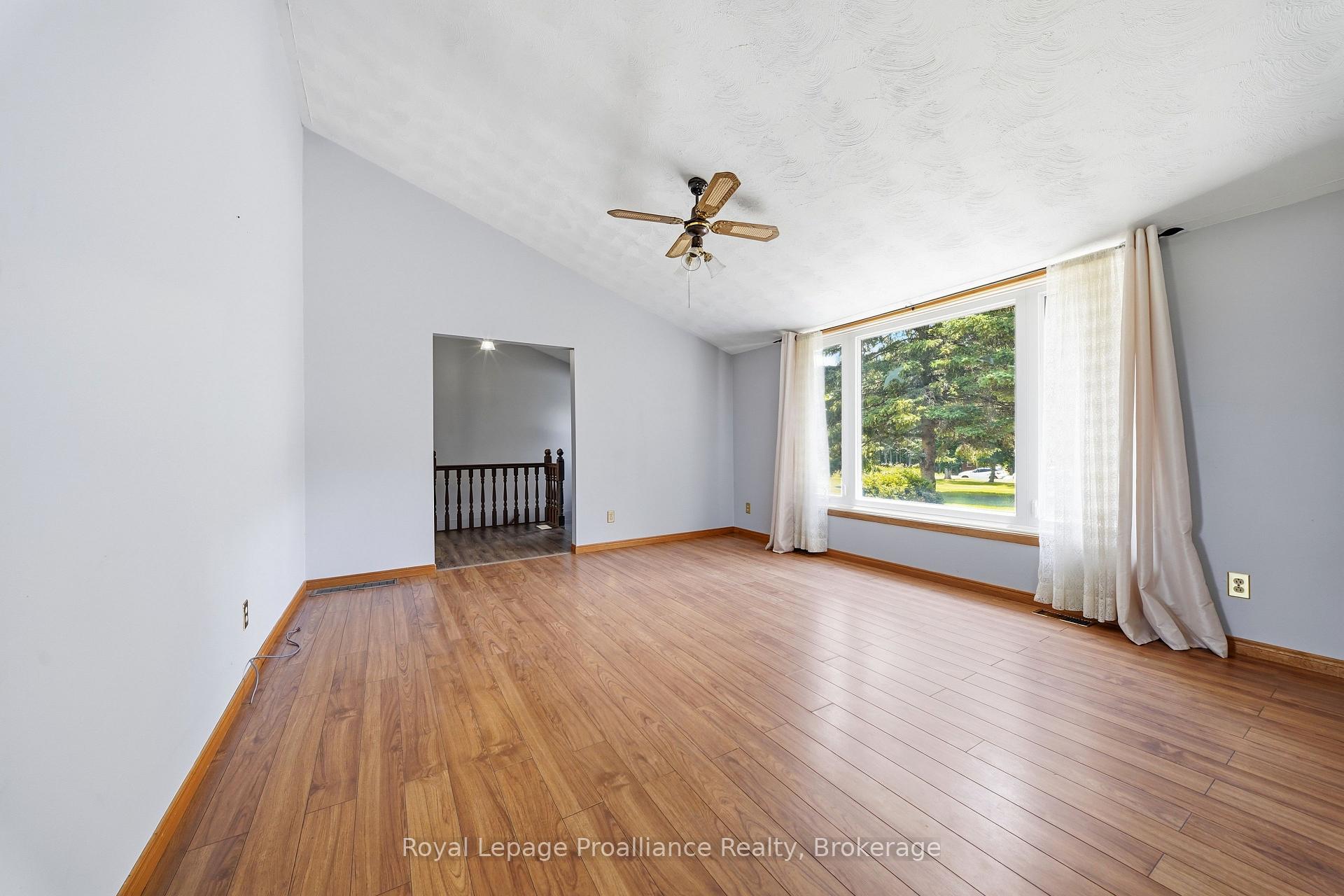 Photo 17 of 555 Bethel Road, Belleville, Thurlow Ward — HOMEH