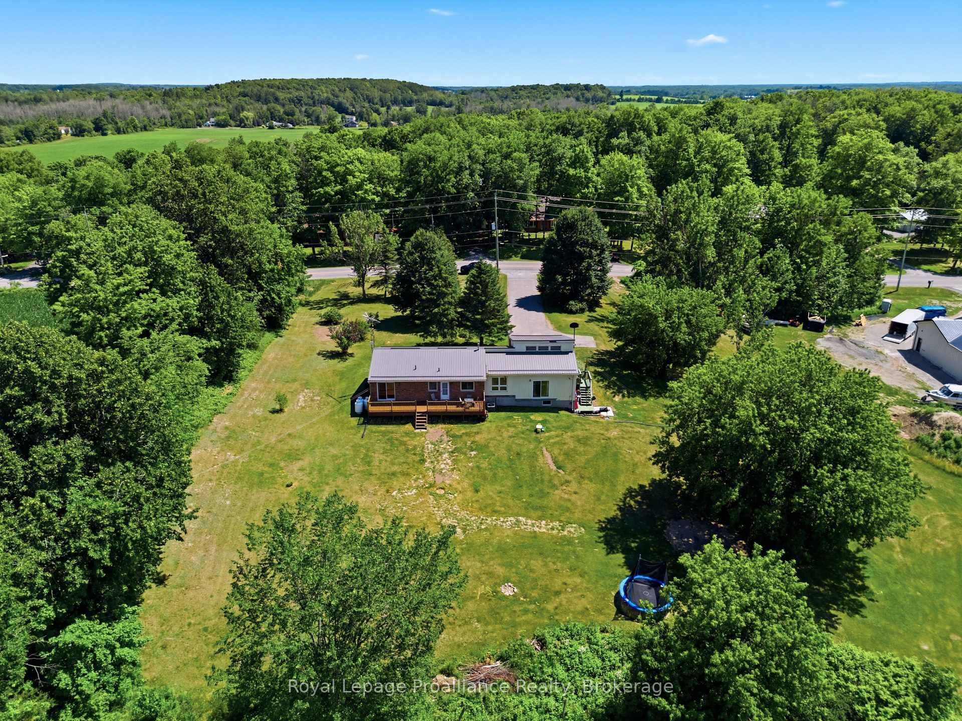 Photo 44 of 555 Bethel Road, Belleville, Thurlow Ward — HOMEH