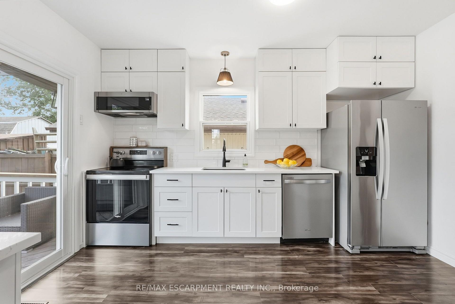 Photo 13 of 600 Quebec Street, Hamilton, Parkview — HOMEH