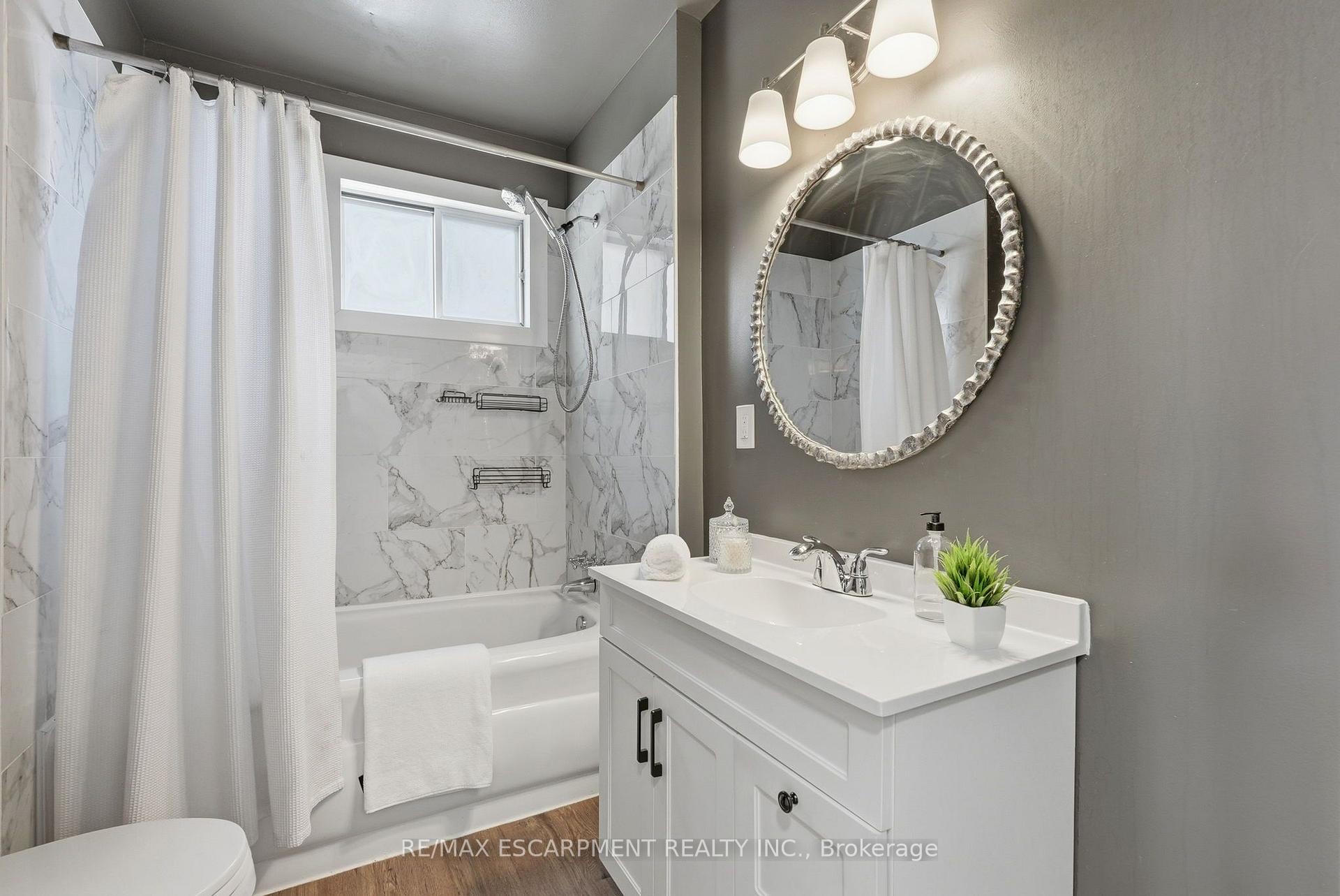Photo 18 of 600 Quebec Street, Hamilton, Parkview — HOMEH