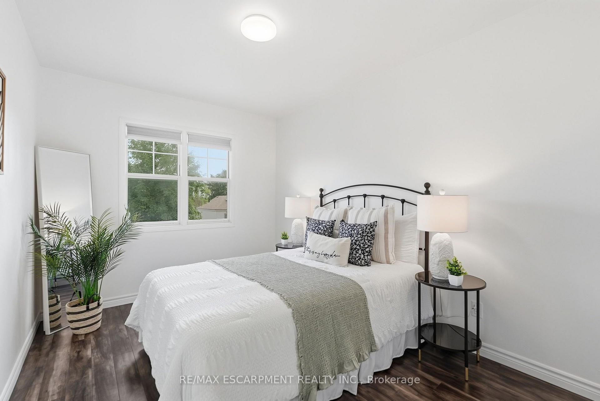 Photo 24 of 600 Quebec Street, Hamilton, Parkview — HOMEH