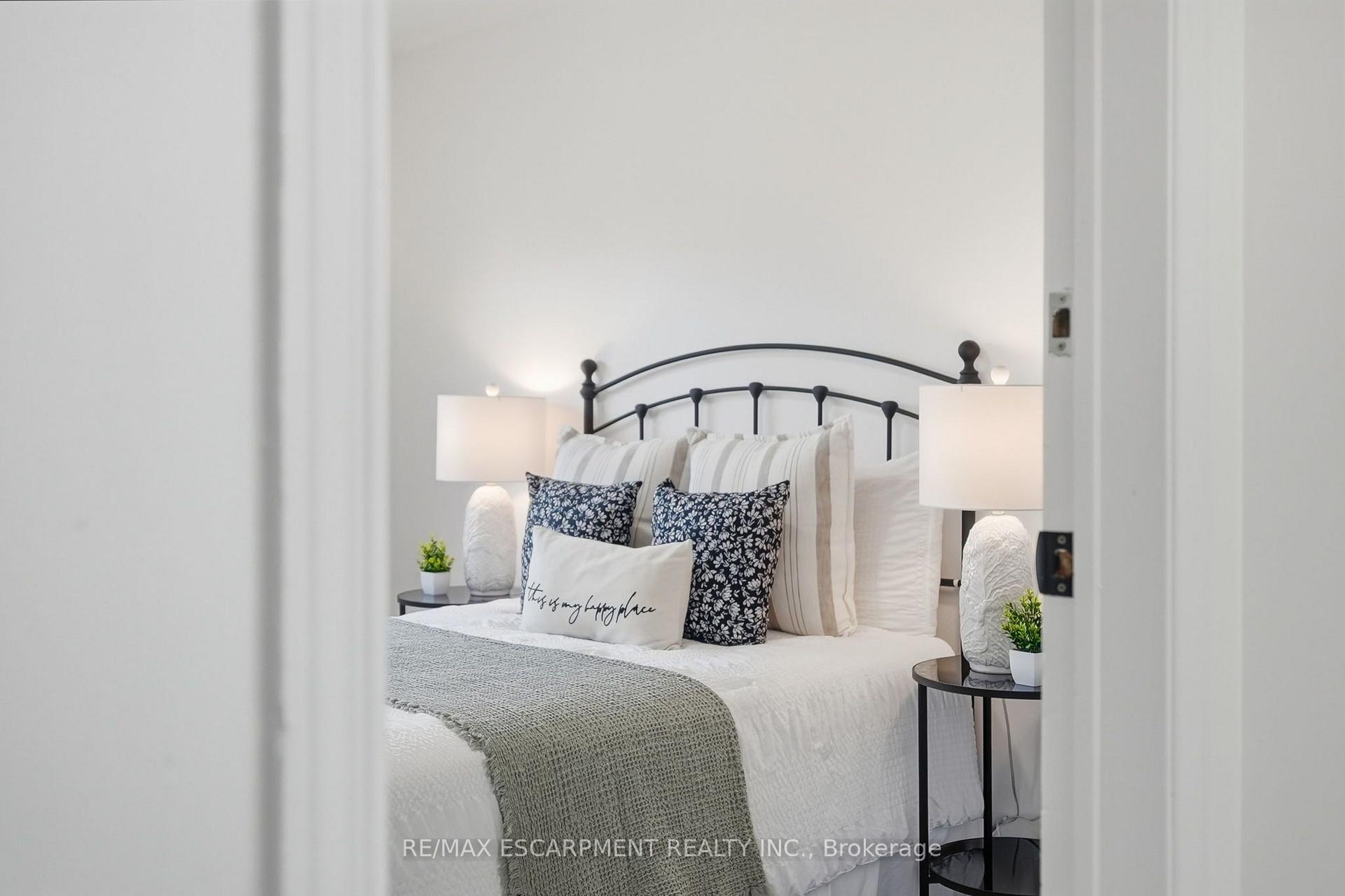 Photo 25 of 600 Quebec Street, Hamilton, Parkview — HOMEH
