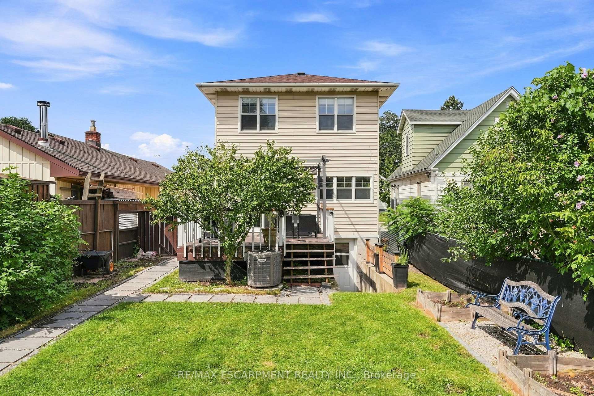 Photo 33 of 600 Quebec Street, Hamilton, Parkview — HOMEH
