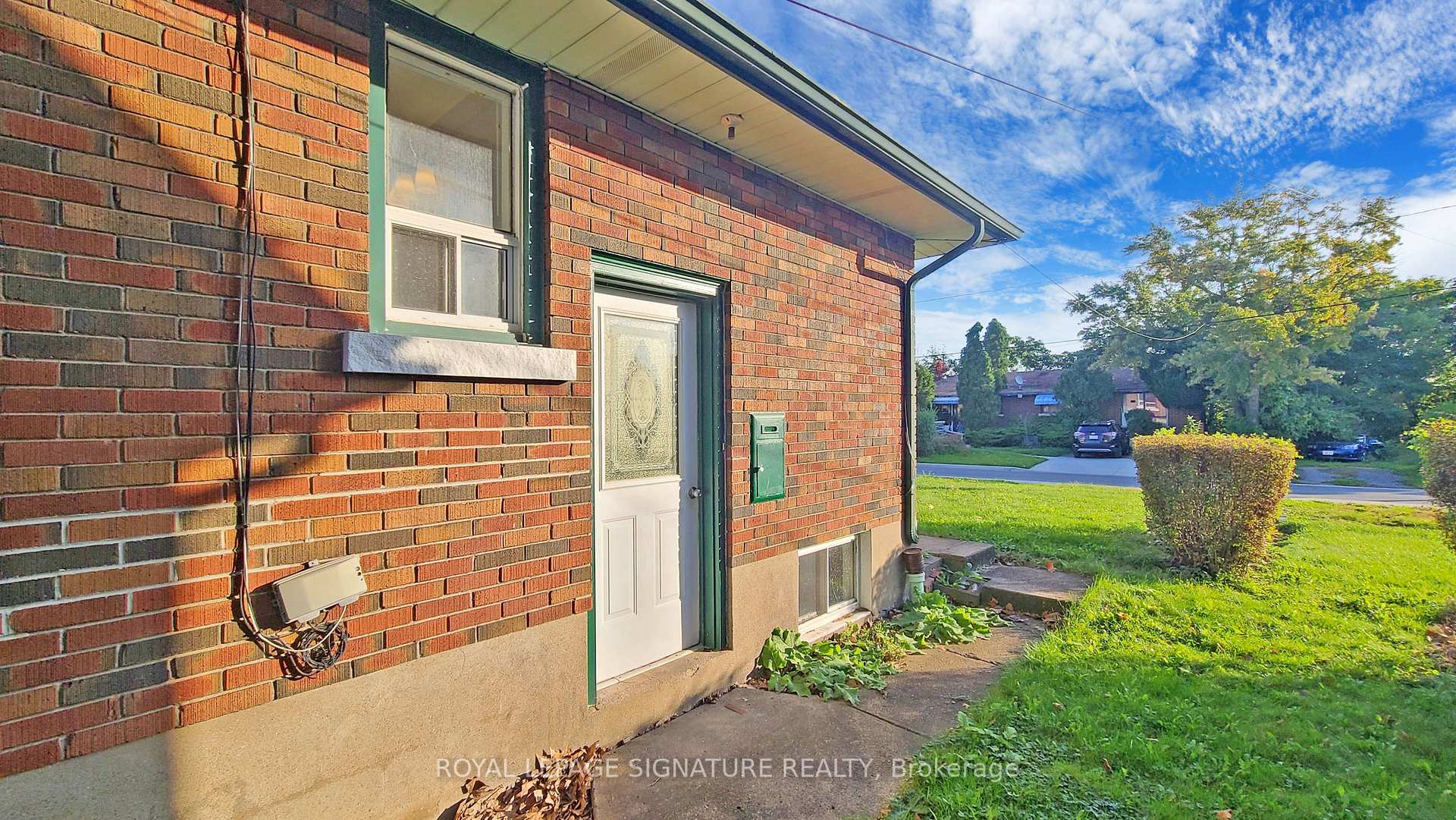 Photo 4 of Unit Bsmt, 127 Moffatt Street, St. Catharines, Oakdale — HOMEH