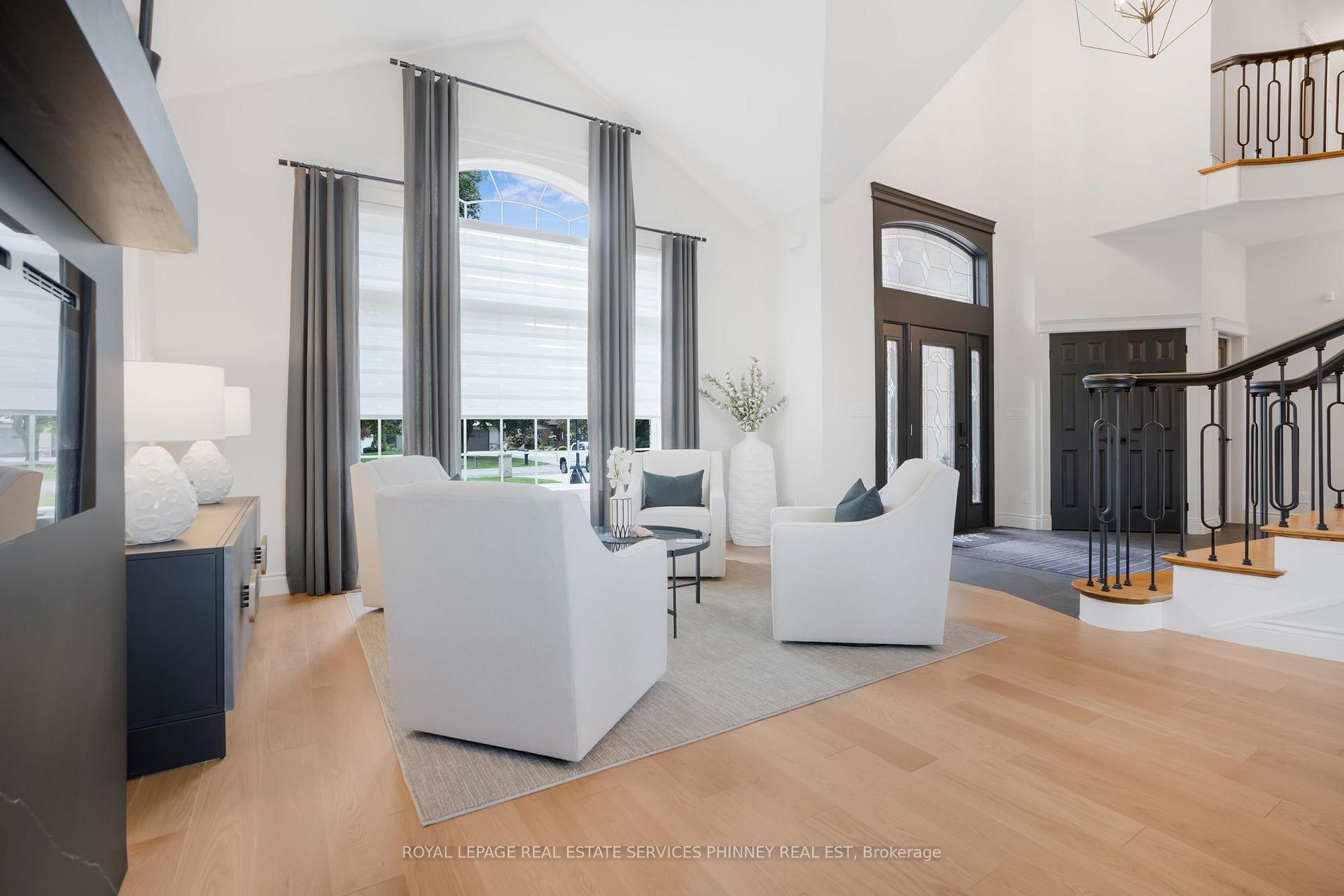 Photo 6 of 22735 Creek Road, Chatham-Kent, Chatham — HOMEH